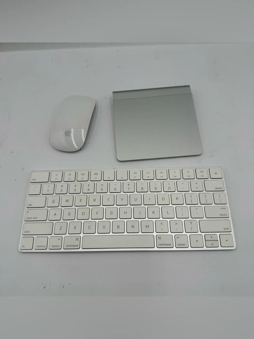 E5 Apple Wireless Keyboard (A1644) Magic Mouse (A1296) Magic Trackpad (A1339)